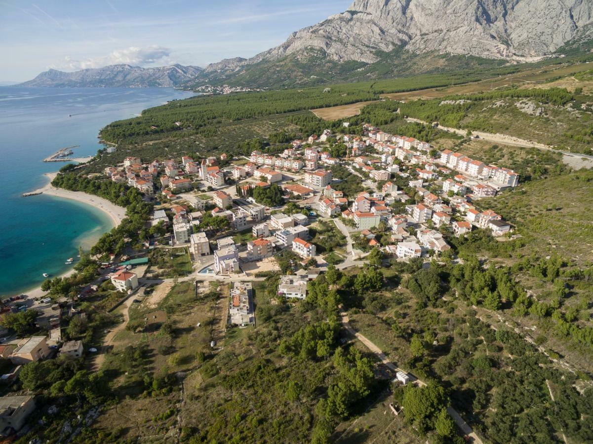 White Stone Villa Promajna Bagian luar foto